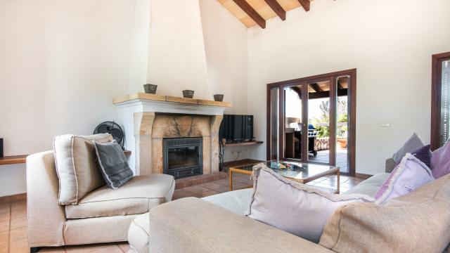 Rural Villa Es Garrovers