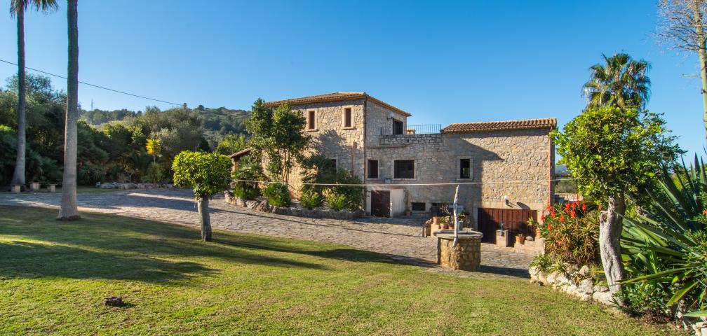 Rural Villa Es Garrovers