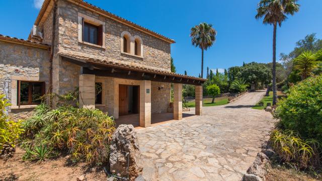 Rural Villa Es Garrovers