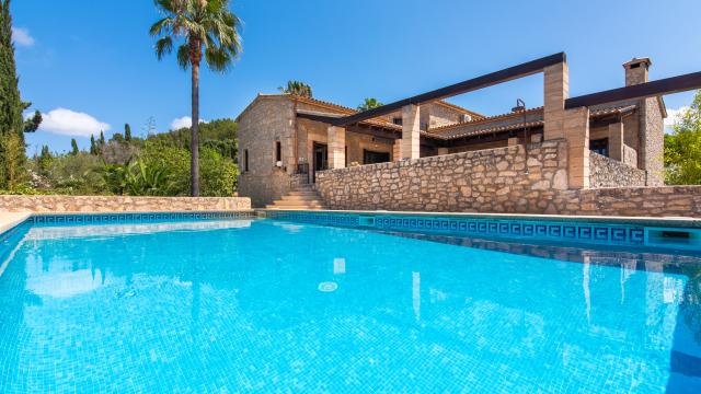 Rural Villa Es Garrovers