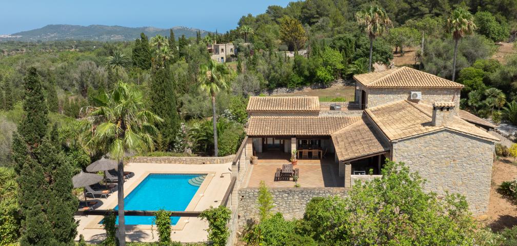 Rural Villa Es Garrovers