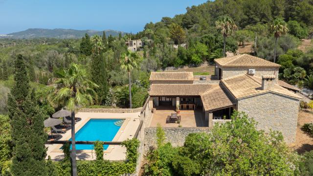 Rural Villa Es Garrovers