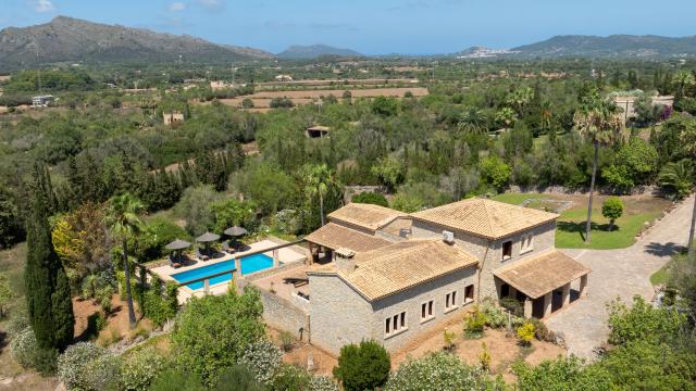 Rural Villa Es Garrovers