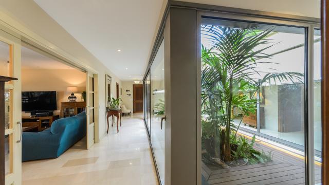 Urban Villa Bellviure Luxury