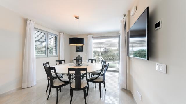 Urban Villa Bellviure Luxury