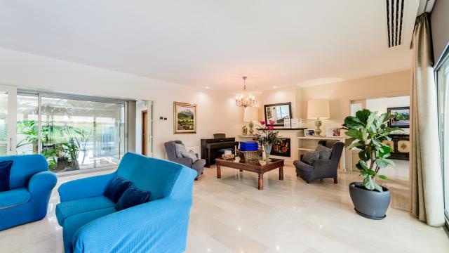 Urban Villa Bellviure Luxury