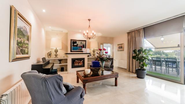 Urban Villa Bellviure Luxury