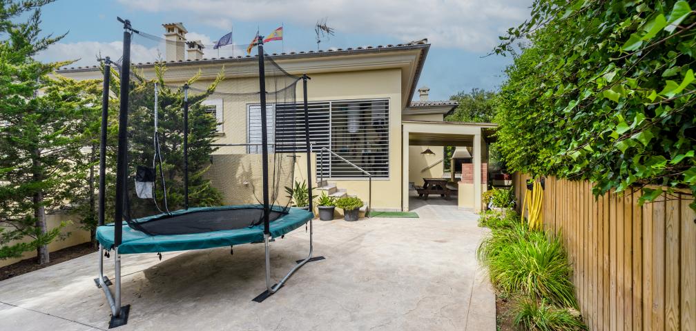 Urban Villa Bellviure Luxury