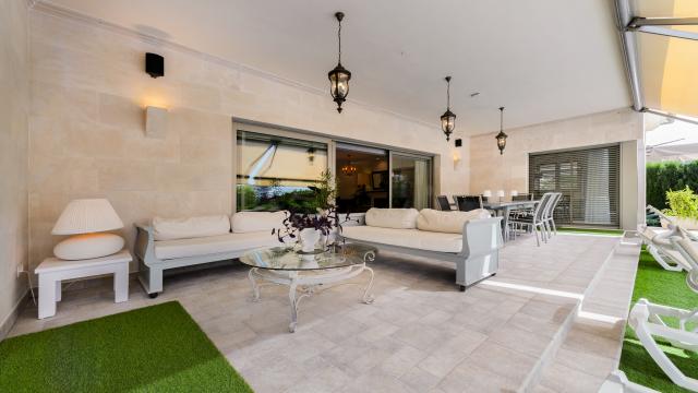 Urban Villa Bellviure Luxury