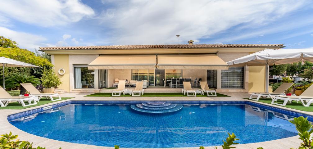 Urban Villa Bellviure Luxury