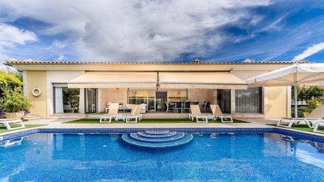 Urban Villa Bellviure Luxury