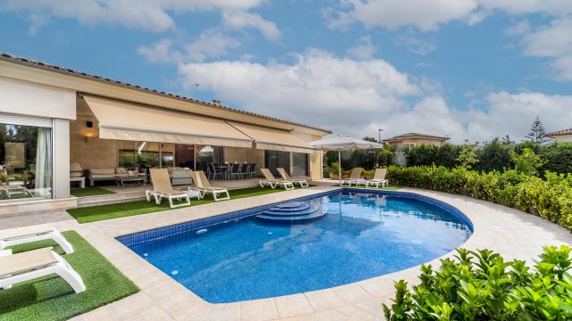 Urban Villa Bellviure Luxury