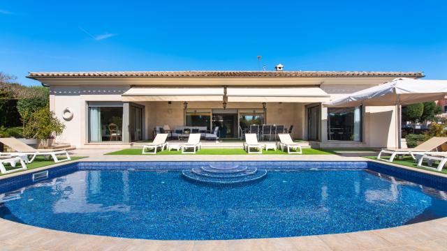 Urban Villa Bellviure Luxury