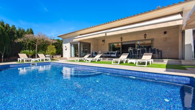 Urban Villa Bellviure Luxury