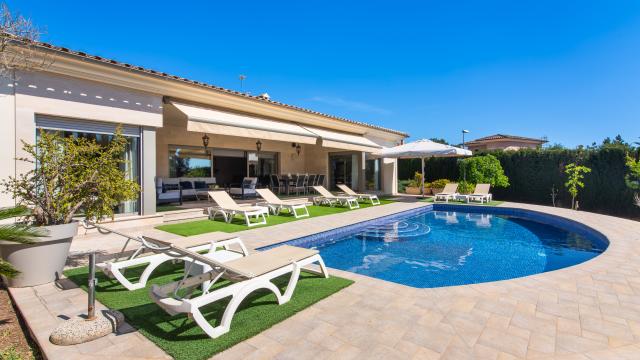 Urban Villa Bellviure Luxury