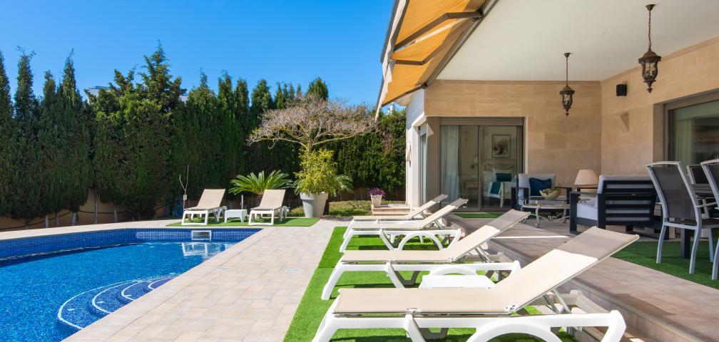 Urban Villa Bellviure Luxury
