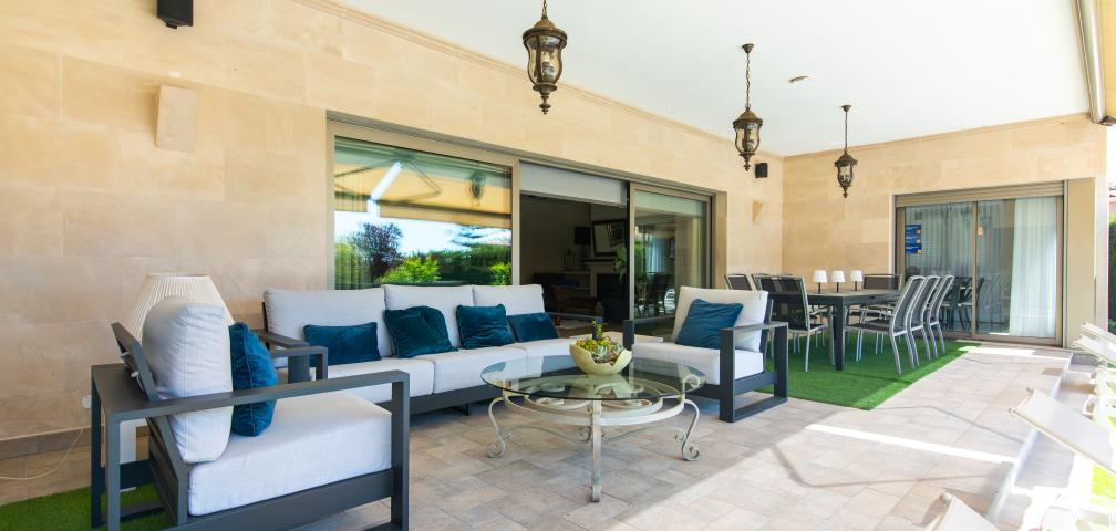 Urban Villa Bellviure Luxury