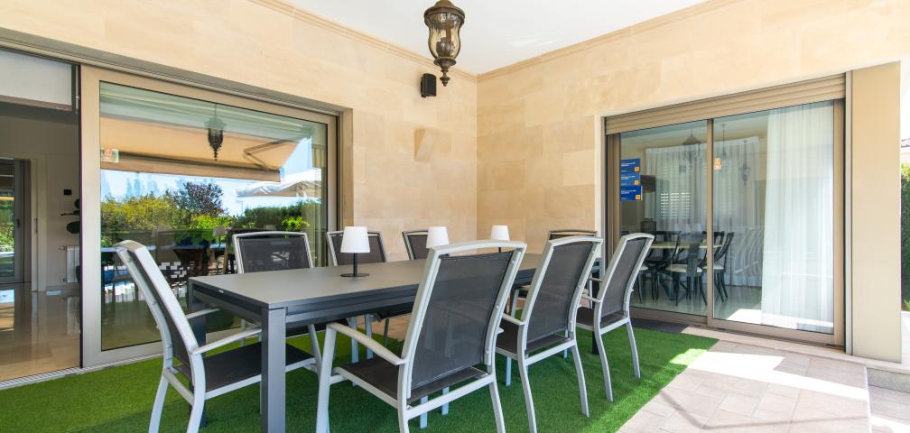 Urban Villa Bellviure Luxury