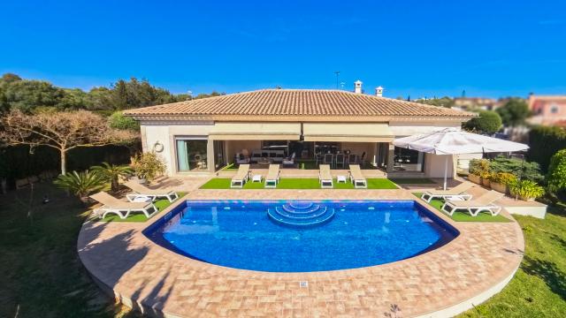 Urban Villa Bellviure Luxury