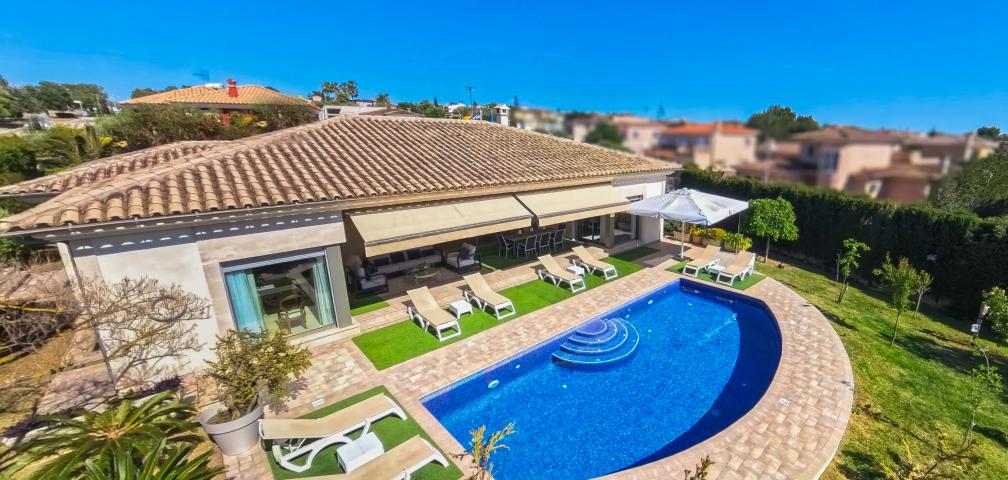Urban Villa Bellviure Luxury