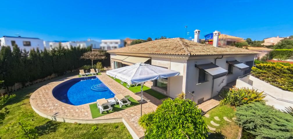 Urban Villa Bellviure Luxury