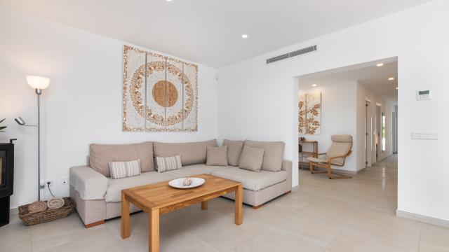 Urban Villa Na Pilena