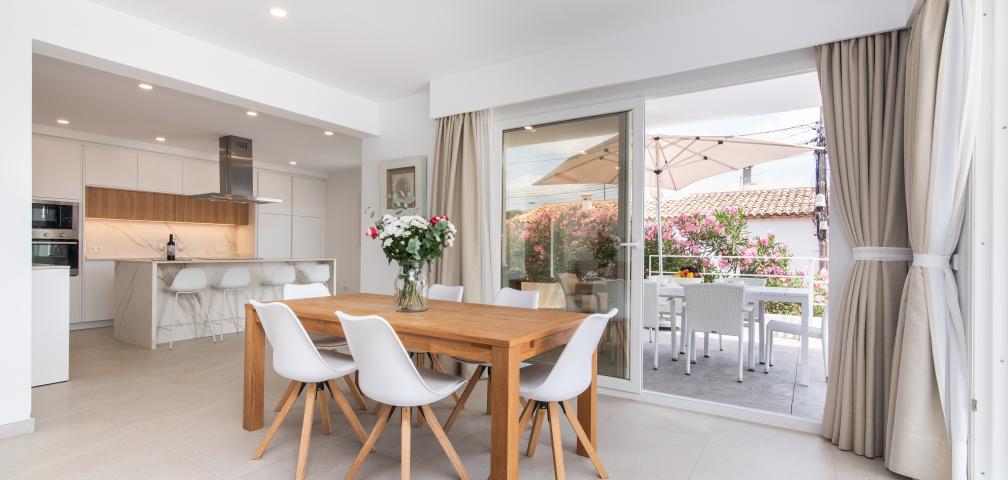 Urban Villa Na Pilena