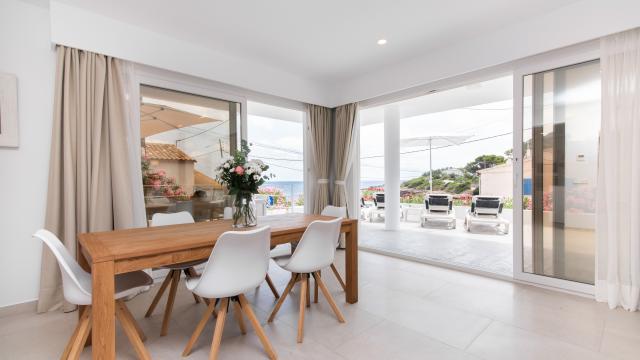 Urban Villa Na Pilena