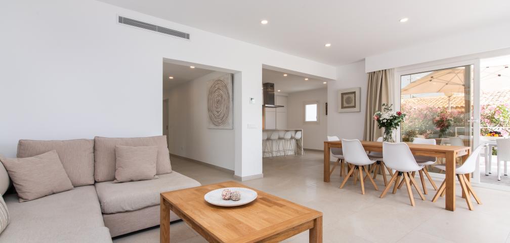 Urban Villa Na Pilena