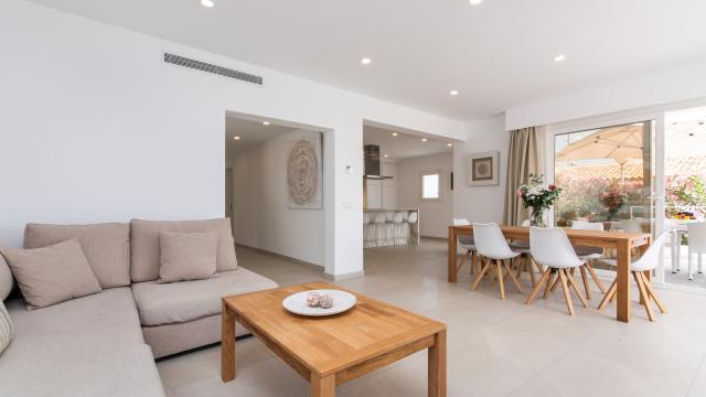 Urban Villa Na Pilena