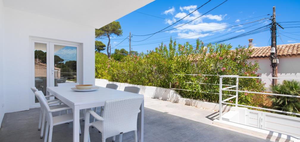 Urban Villa Na Pilena