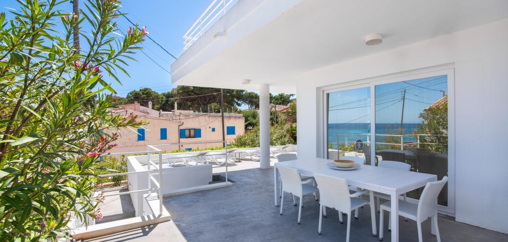 Urban Villa Na Pilena