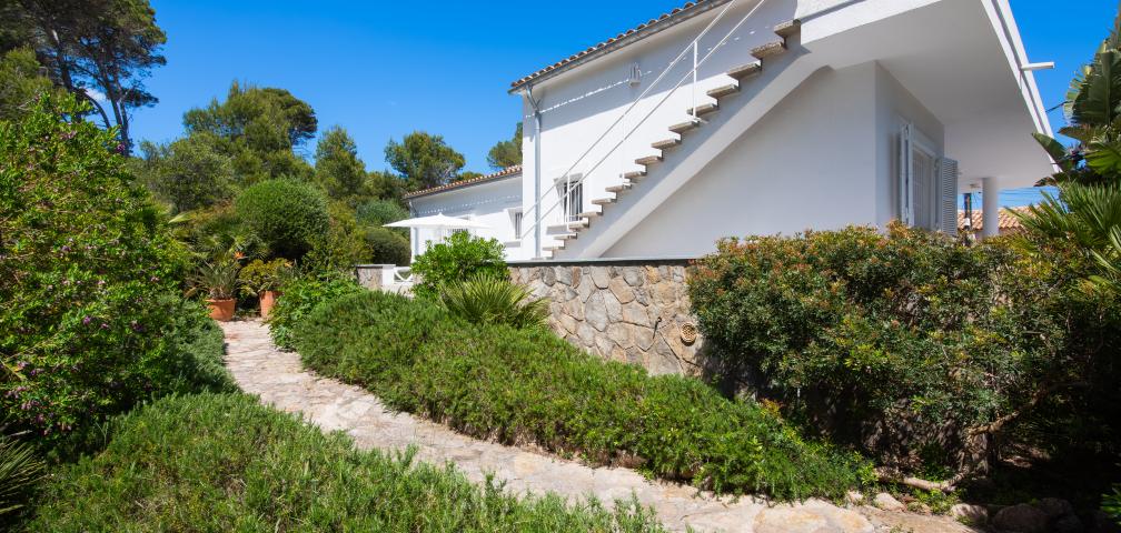 Urban Villa Na Pilena
