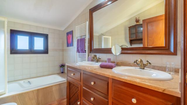 Rural Villa Es Voltor Negre