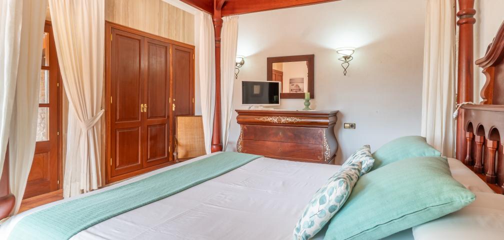 Rural Villa Es Voltor Negre