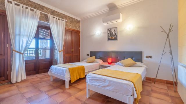 Rural Villa Es Voltor Negre