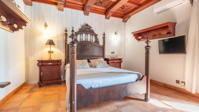 Rural Villa Es Voltor Negre