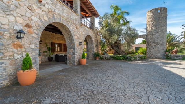 Rural Villa Es Voltor Negre