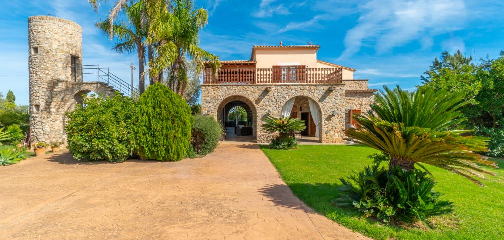 Rural Villa Es Voltor Negre