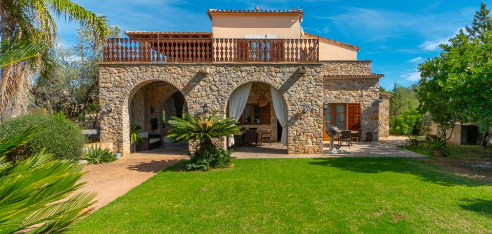 Rural Villa Es Voltor Negre