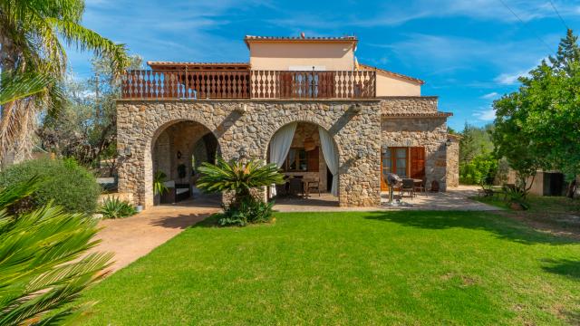 Rural Villa Es Voltor Negre