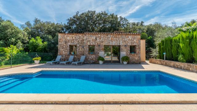 Rural Villa Es Voltor Negre