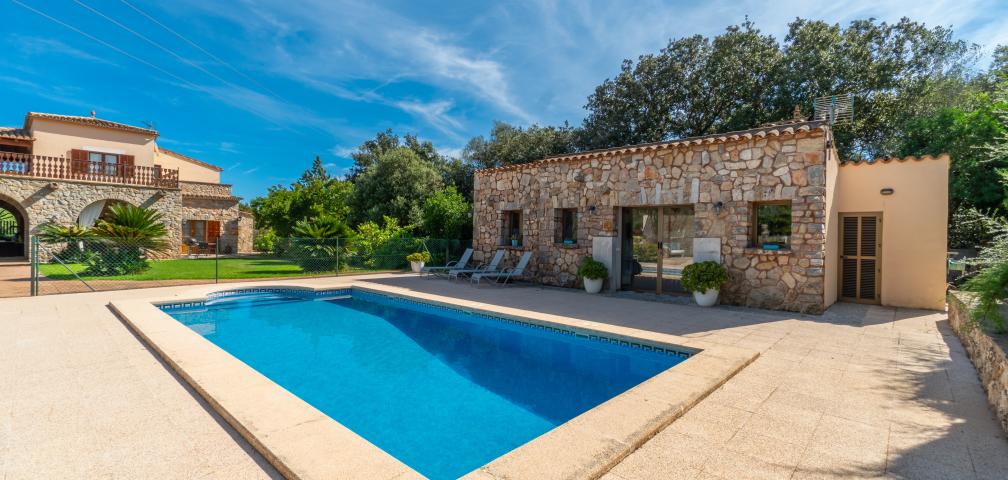 Rural Villa Es Voltor Negre