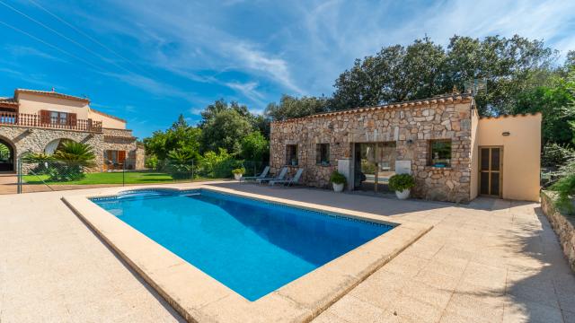 Rural Villa Es Voltor Negre