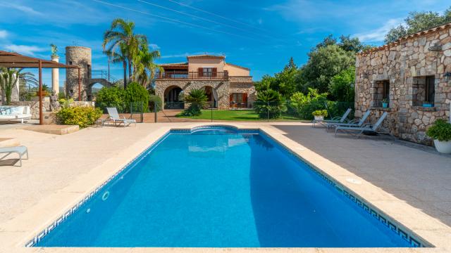 Rural Villa Es Voltor Negre