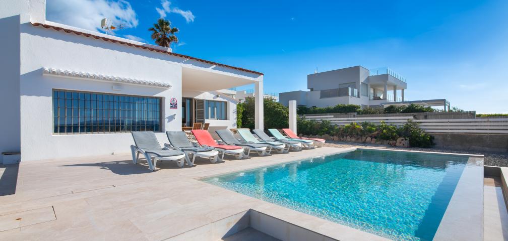 Urban Villa Xoroi