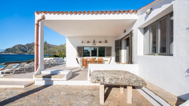 Urban Villa Xoroi