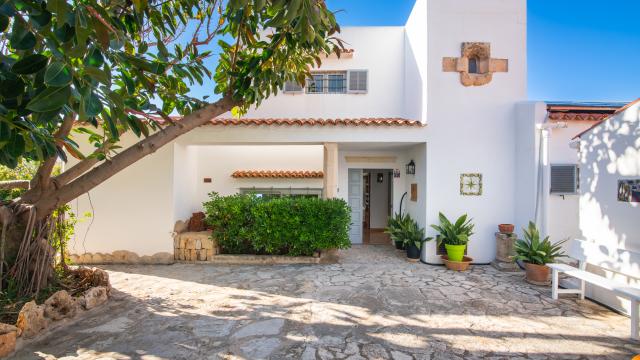 Urban Villa Xoroi