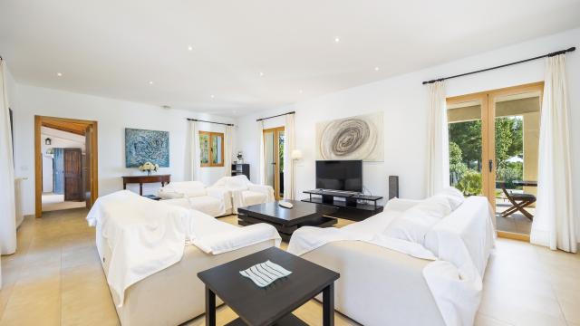 Rural Villa Son Ropit