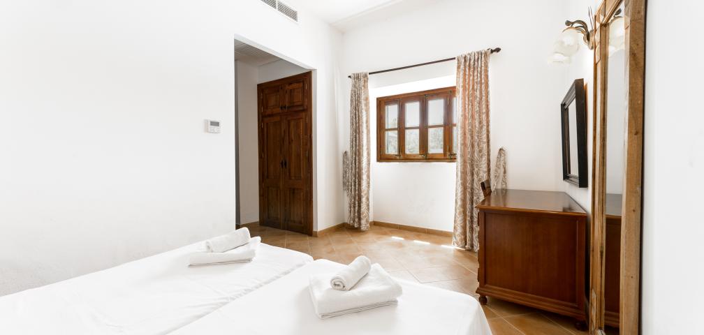 Rural Villa Son March